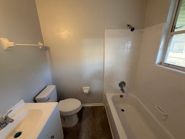 Foto del edificio - 1727 Campus St