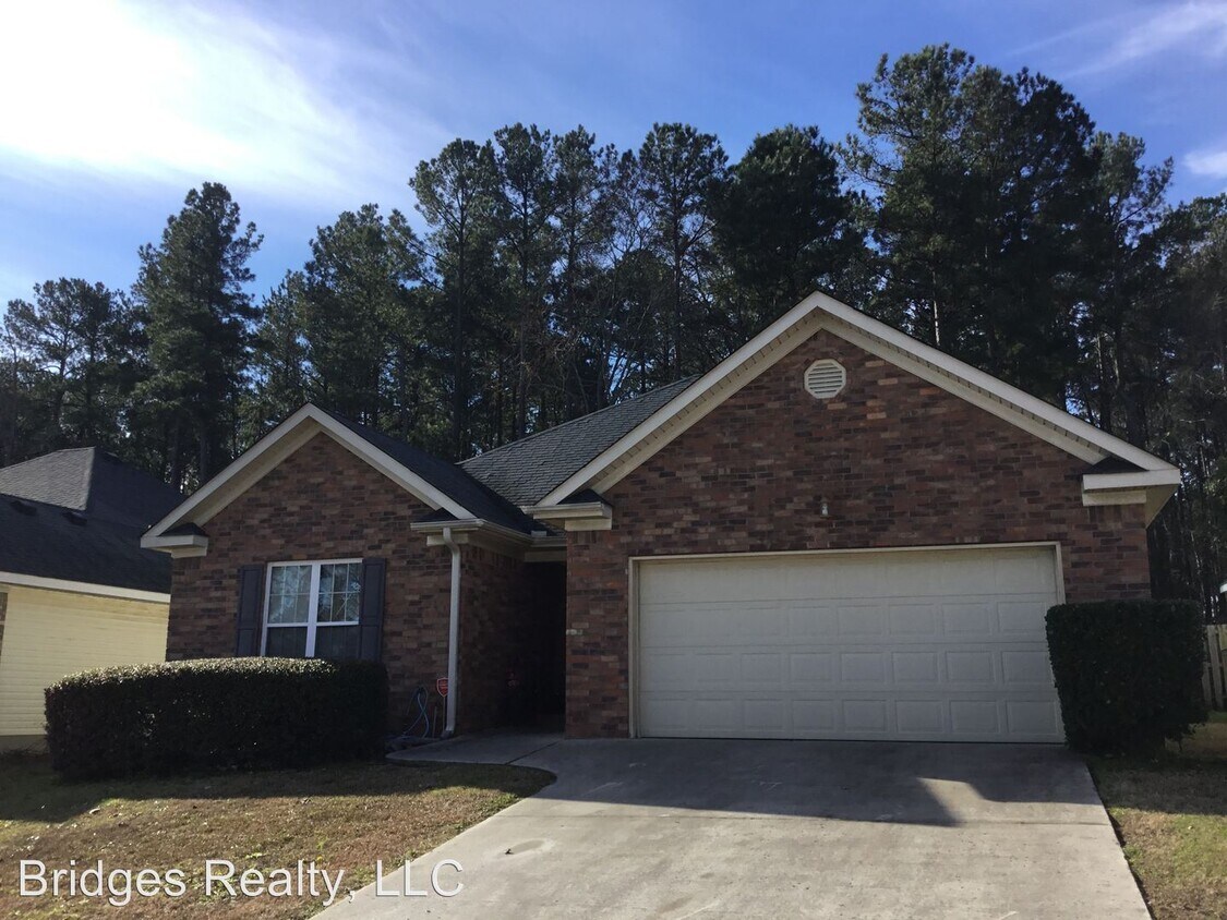 3 br, 2 bath House 2138 Sylvan Lake Dr House Rental in Grovetown, GA
