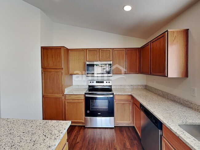 Building Photo - 14920 N 172nd Ln