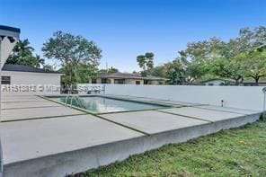 Foto del edificio - 5 br, 4 bath House - 515 NE 142nd St # 515