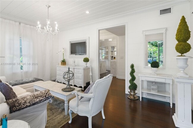 Building Photo - 743 NW 9th Ave