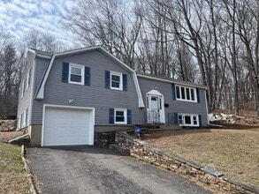 Building Photo - 49 Pheasant Run