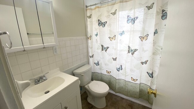 Foto del edificio - Beautiful 3 Bedroom Home & Large Garage!