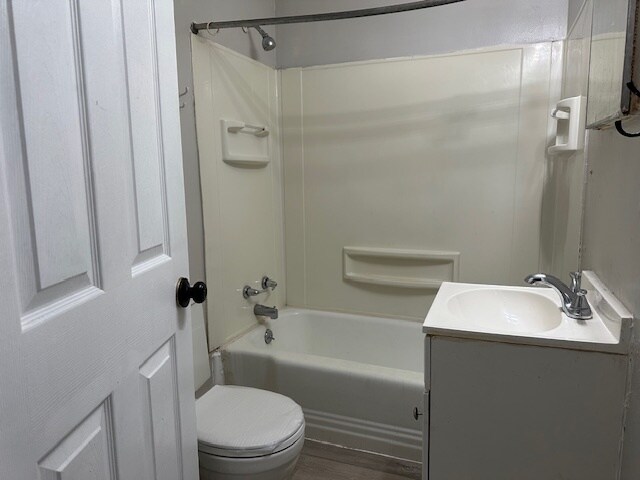 Building Photo - 1006 Anderson Pl
