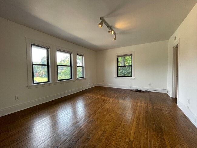 Building Photo - 125 N Homewood Ave