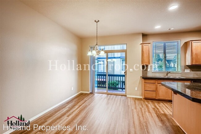 Foto del edificio - 4 br, 2.5 bath House - 1408 NE Edgefield St
