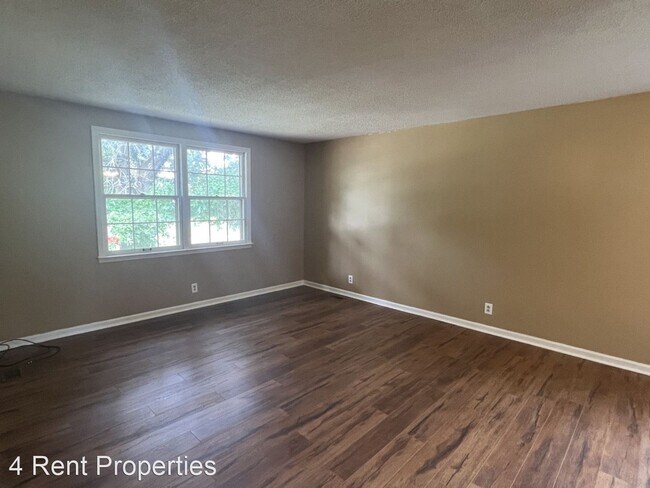 Foto del edificio - 3 br, 2.5 bath House - 2211 Charlestown Rd