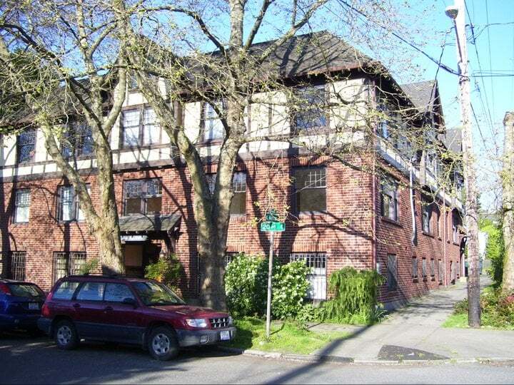 Primary Photo - 535 20th Ave E