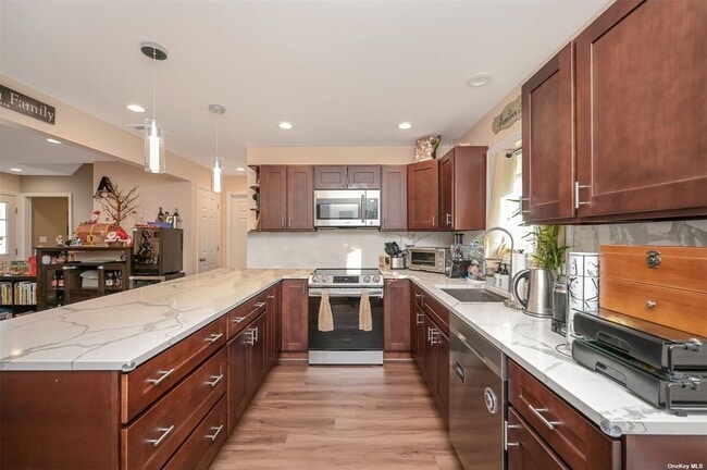 Foto del edificio - 11 Skylark Ln