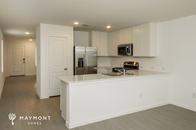 Foto del edificio - 2420 Shady Grv