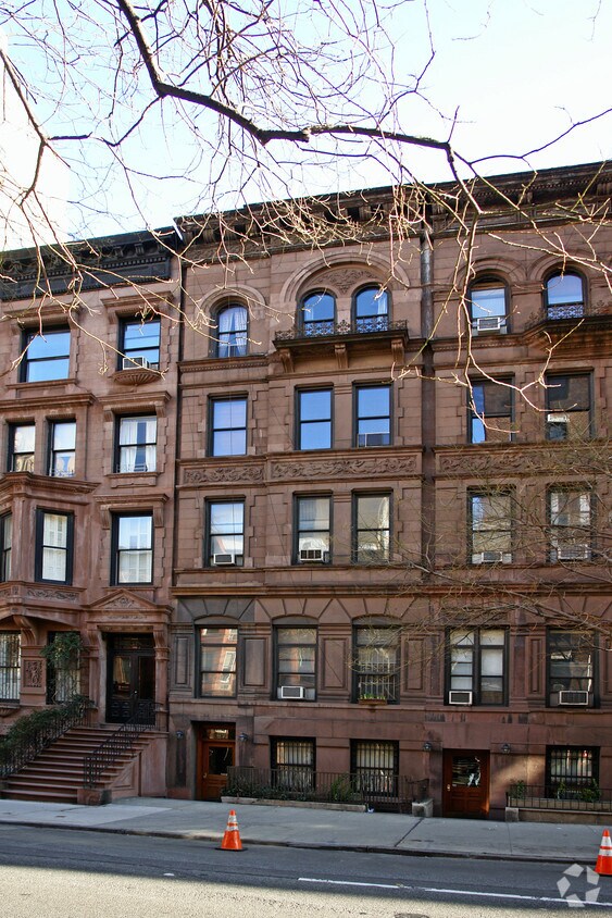 Foto del edificio - 127 W 70th St