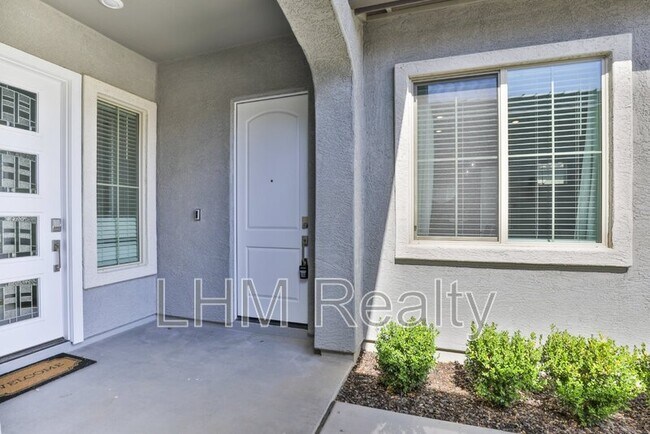 Building Photo - 21687 E Arroyo Verde Dr