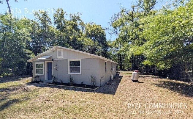 Foto del edificio - 4634 Blaine St