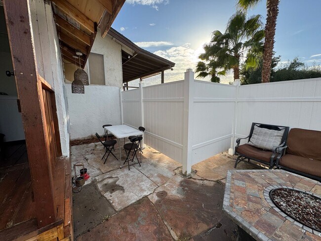 Foto del edificio - 1 Bedroom - 1 Bathroom