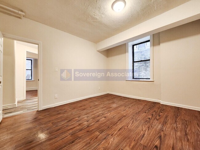 Building Photo - 21 Magaw Place