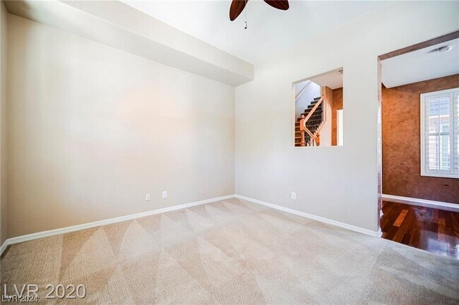 Building Photo - 1037 Via Canale Dr