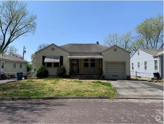 Building Photo - 2434 Akins Dr