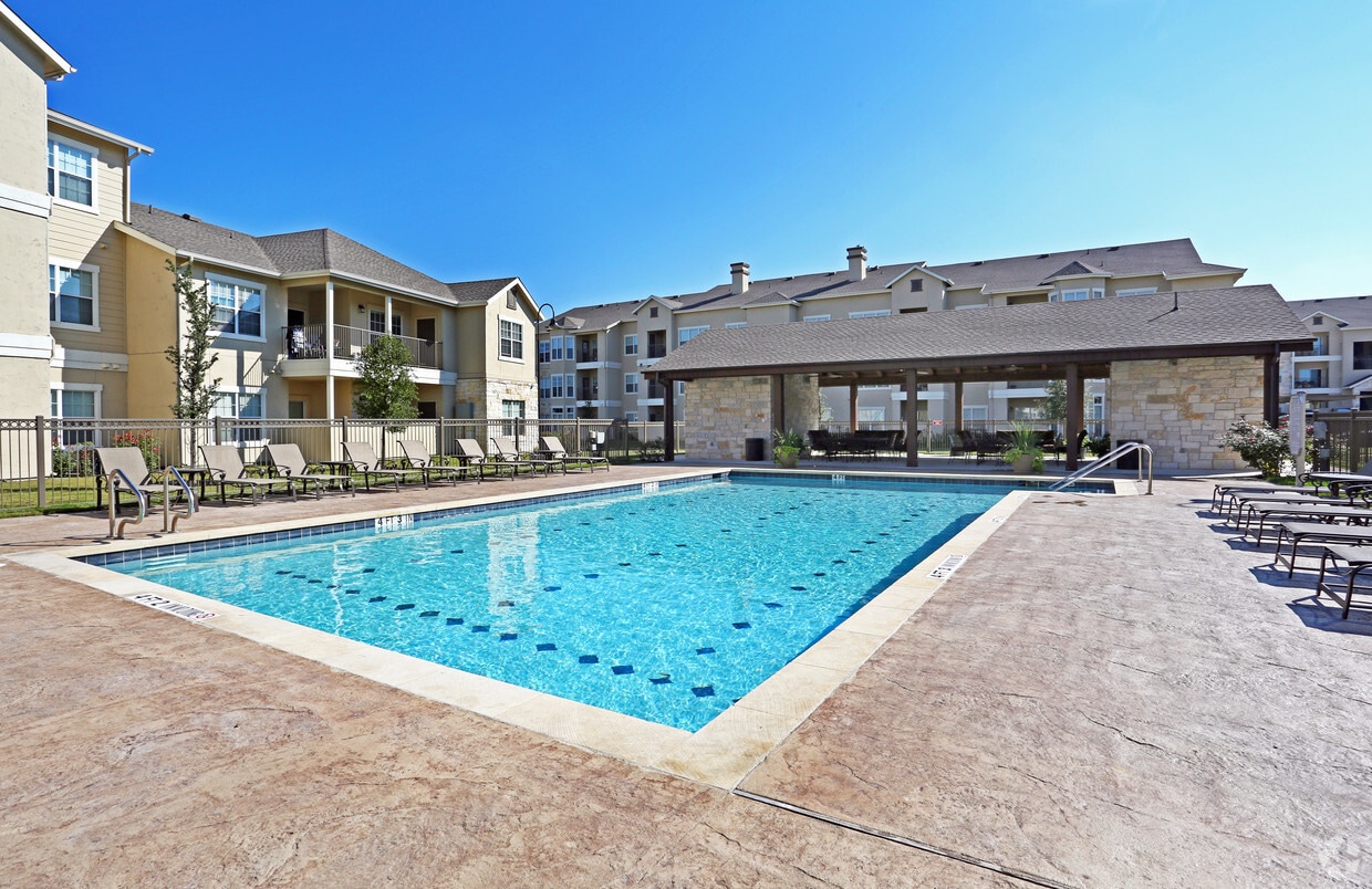 Riverhorse Ranch Apartments 1525 Grand Avenue Pky Pflugerville, TX