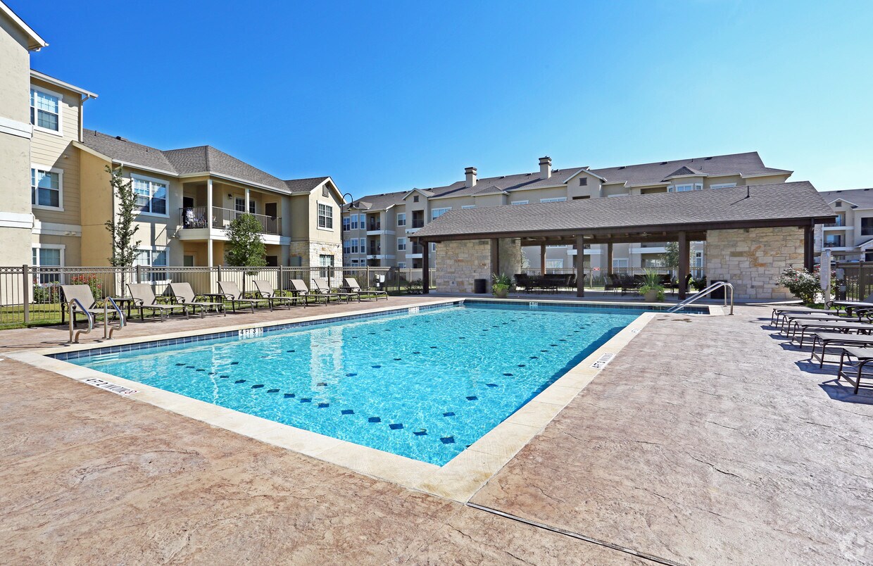 Riverhorse Ranch Apartments 1525 Grand Avenue Pky Pflugerville, TX
