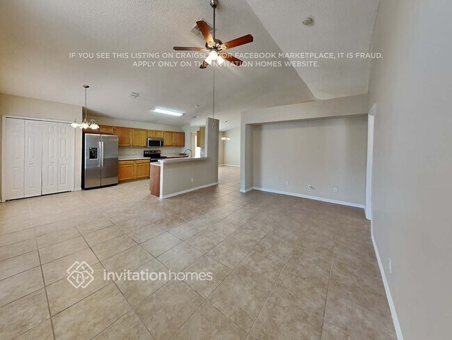 Foto del edificio - 1733 Snaresbrook Way