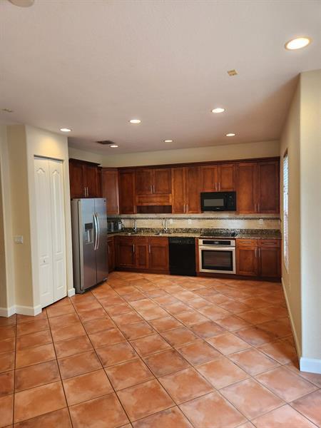 Foto del edificio - 8672 Blaze Ct