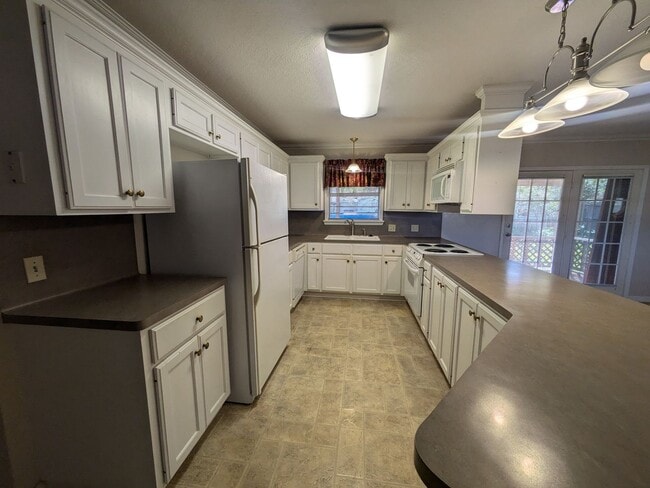 Foto del edificio - 717 Riffle Ave