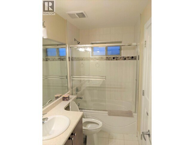 Photo du bâtiment - 5973 Woodsworth St