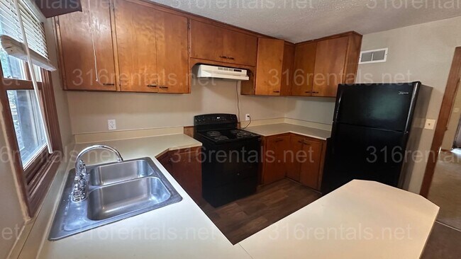 Foto del edificio - $1195 - 3 bed 1.5 bath - Single Family Home
