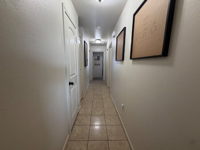 Building Photo - Beautiful 3/2/2 in SW Lubbock in Frenship ISD