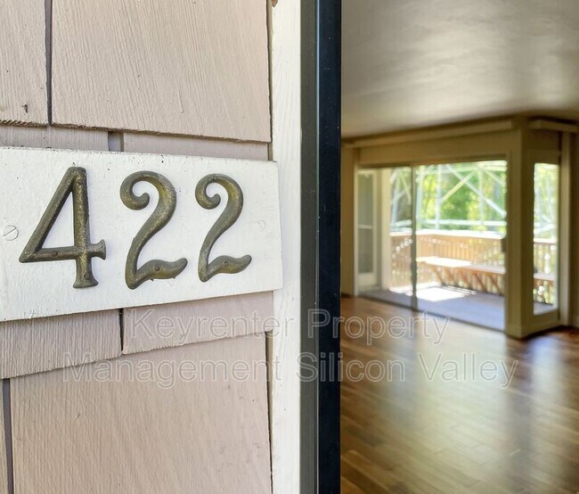 Building Photo - 280 Easy St