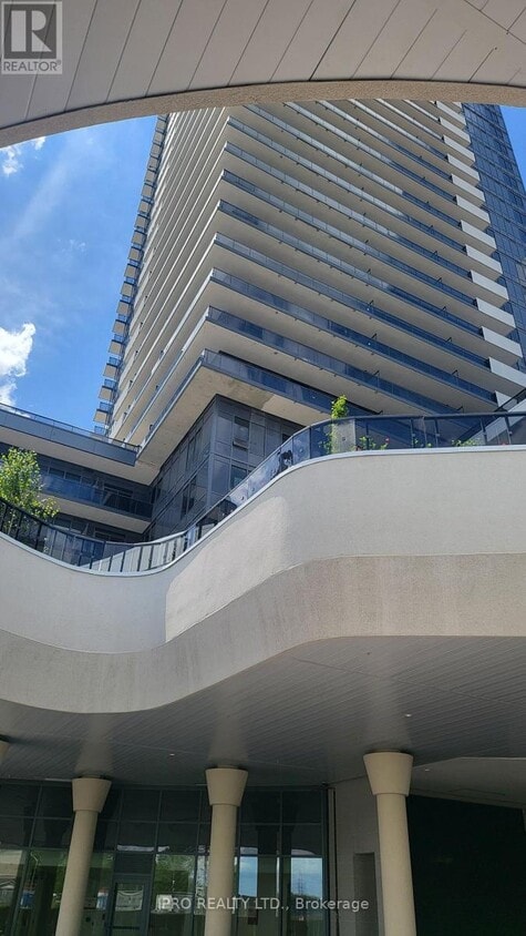 Photo principale - 5105-5105 Hurontario St