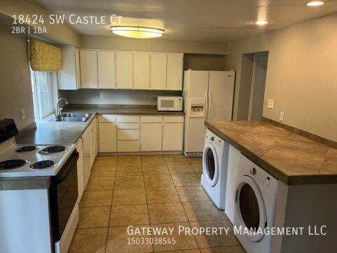 Building Photo - 18424 SW Castle Ct