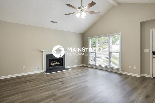 Foto del edificio - 3 Bedroom Pet-Friendly Home in Covington, ...