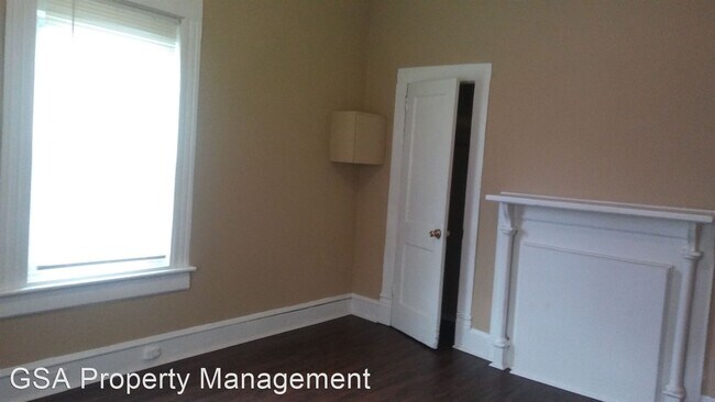 Building Photo - 3 br, 1 bath House - 20 Burdette Street