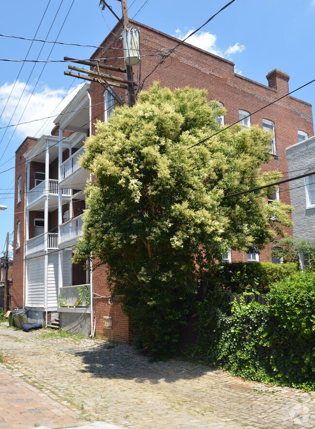 Foto del edificio - 2215 Monument Ave