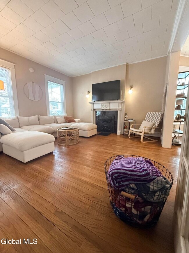 Foto del edificio - 16 Blakely Ct