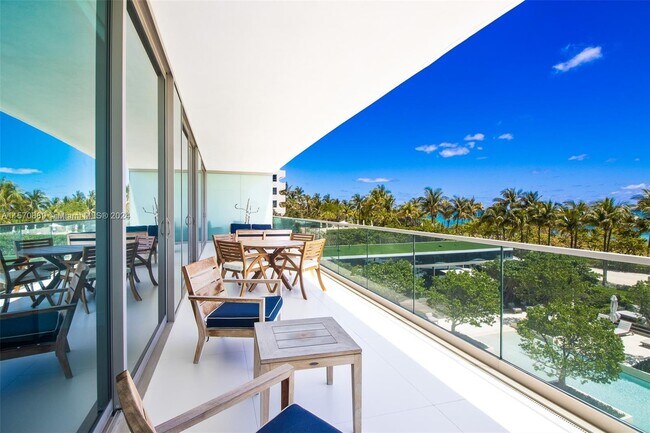 Building Photo - 10203 Collins Ave