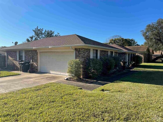 Building Photo - 4135 Monteigne Dr