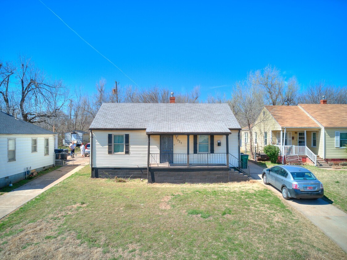 Photo - 1321 Bellevidere Dr (Oklahoma City, OK)