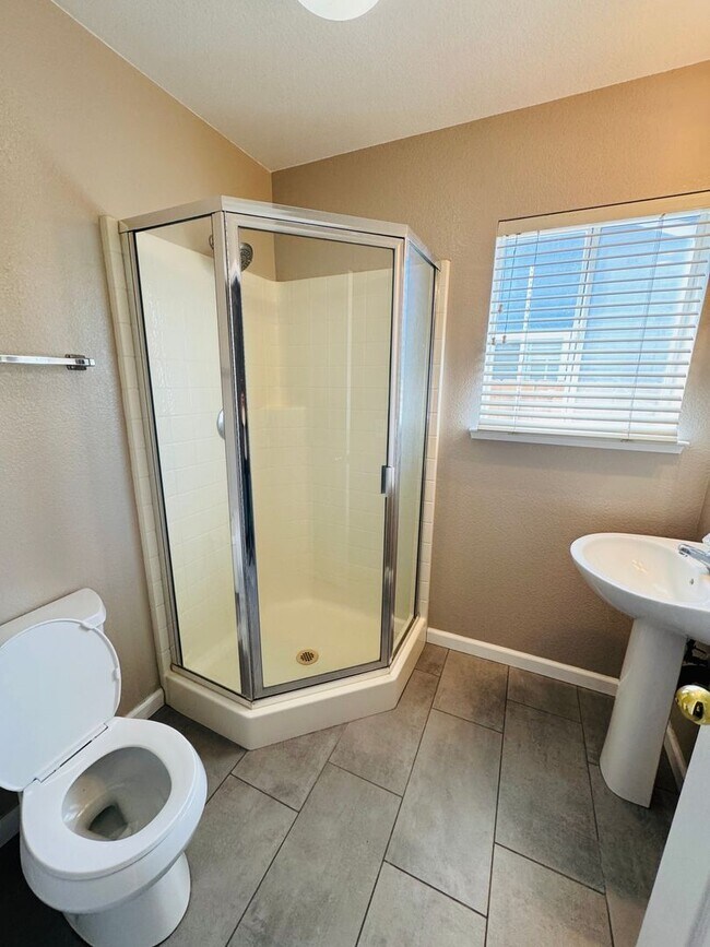 Foto del edificio - Beautiful Southside Home for Rent, 4 Bedroom 3 Bath