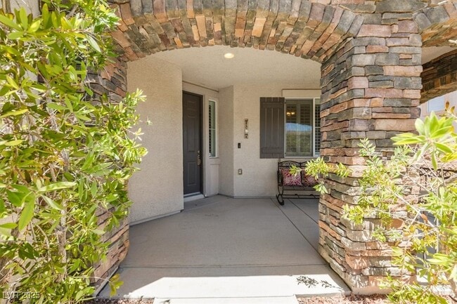 Building Photo - 858 La Sconsa Dr