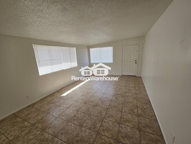 Foto del edificio - 3735 W Dunlap Ave