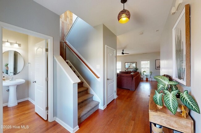 Building Photo - 345 Shepherd Trail