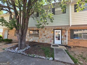 Building Photo - 4701 Flat Shoals Rd
