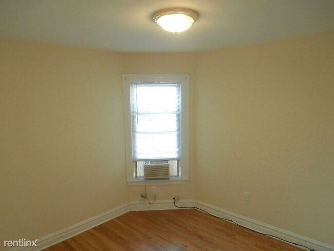 Building Photo - 4810 N Kentucky Ave