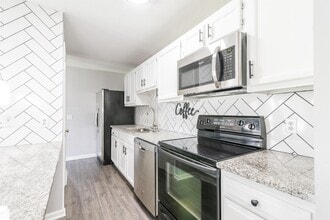 Building Photo - 6158 Meadow Rose Ln