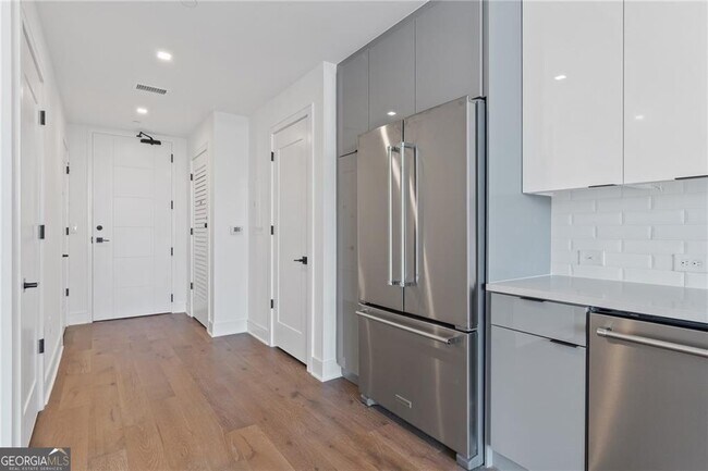 Foto del edificio - 788 West Marietta St NW