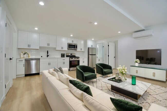 Foto del edificio - 1507 Silver Lake Blvd