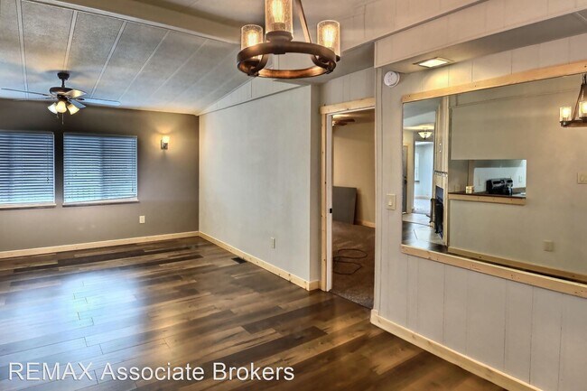 Foto del edificio - 3 br, 2 bath House - 7619 316th PL W