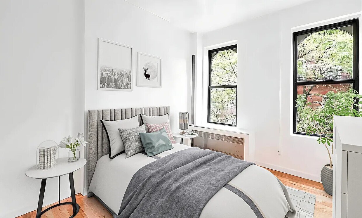 Foto del edificio - 322 W 11th St